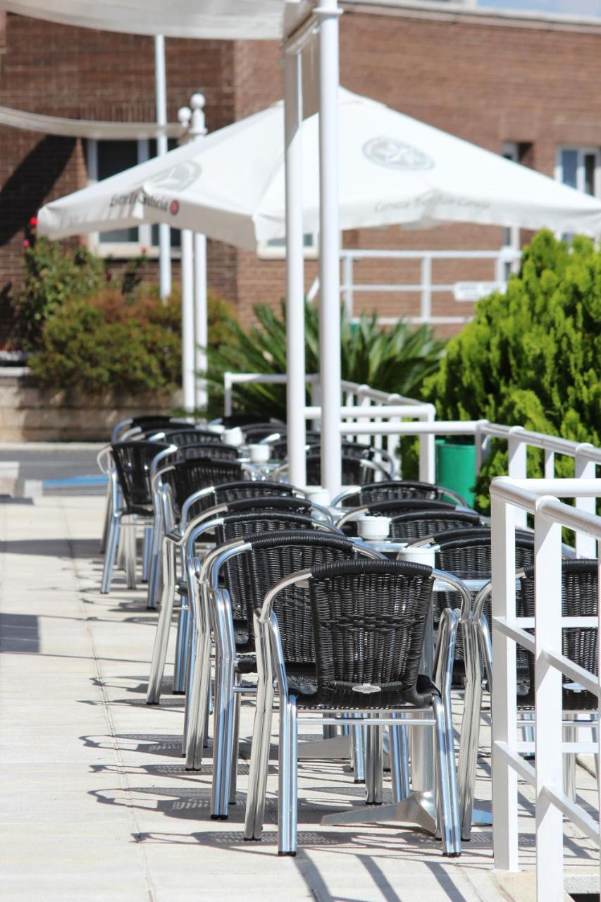 Hotel Azar Plasencia Ngoại thất bức ảnh